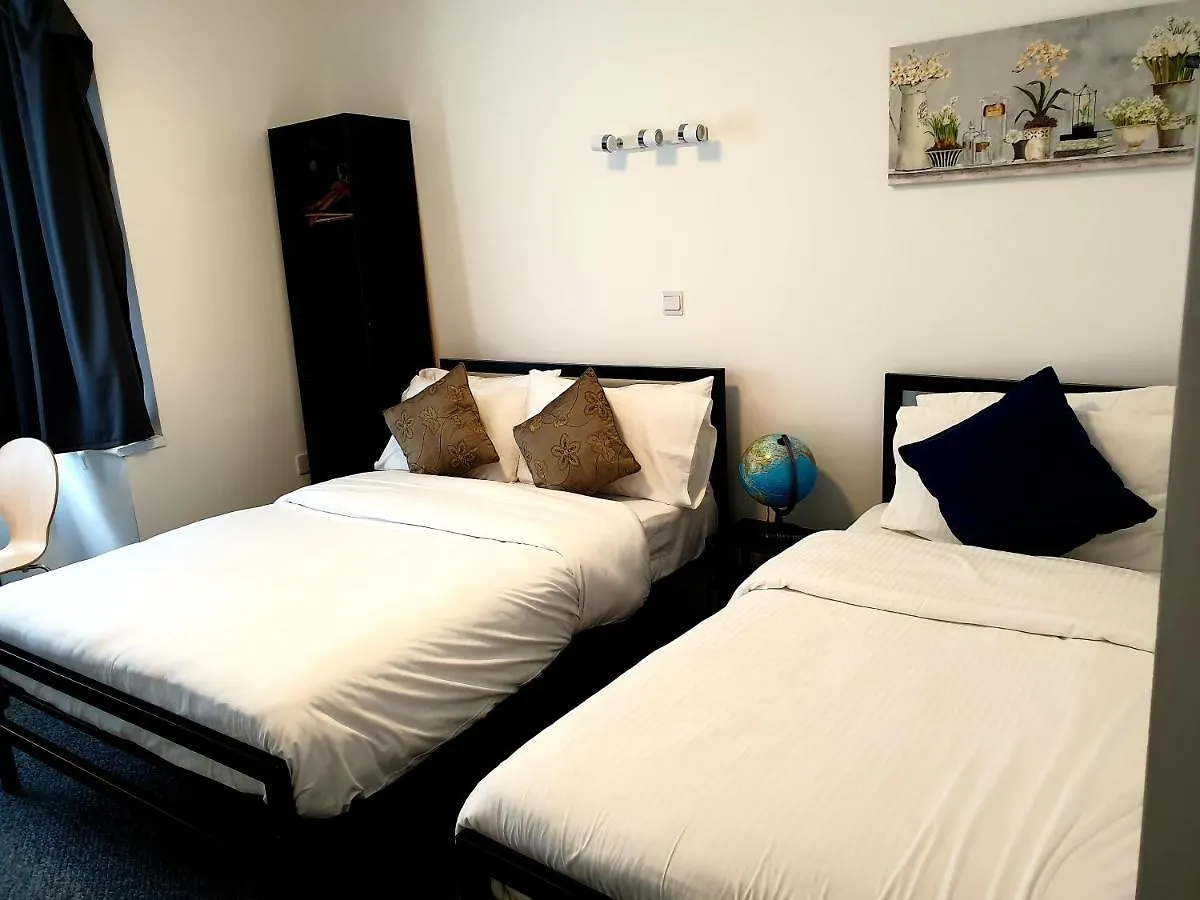 Wanstead Hotel 런던 3*,