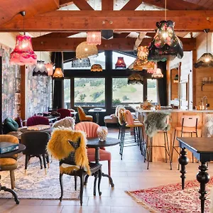 https://lune-argent.hotels-rhonealpes.com